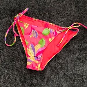 VS bikini bottoms